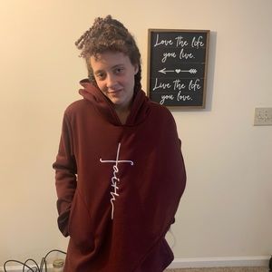 Meet your Posher, Alaisa